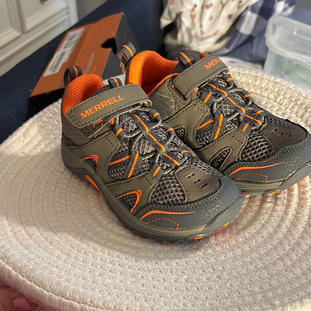Merrell Green and Orange Sneakers with Rugged Design and Breathable Mesh